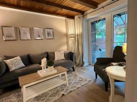 Cottage & Garden & Sauna am See, ξενοδοχείο σε Wettringen