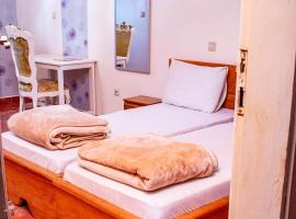 CERGY PONTOISE Hôtel Bafoussam, hotel en Bafoussam