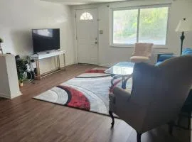 Spacious cozy 3 bedroom waterfront house at port Richey