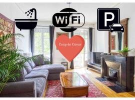 PORTE DU VIEUX LYON, vue sur la saône, hotel in Lyon