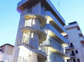 Sweet Home & Wellness Luxury Apartment