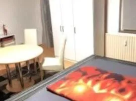 CITY APP # 2 ZKDB auf 68qm # Etage 4 im Hochhaus mit Aufzug # Ideal für Dates & Monteure & Abenteurer