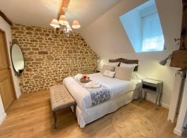 Les gites Romeline, hotel v destinaci Montviron