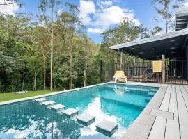 Creekside Cottage, pet friendly w pool