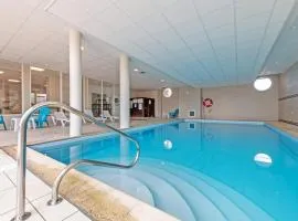 Sea-View Family Apartment