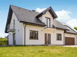 3 Bedroom Lovely Home In Rusko