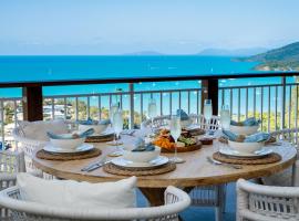 The Lighthouse, hotel in Airlie Beach