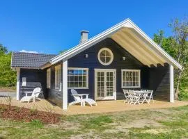 Stunning Home In Aakirkeby With Wifi