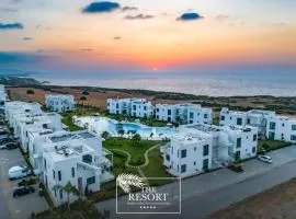 Stylish apartment near the sea with direct pool access and top facilities