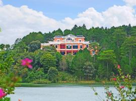 Dalat Edensee Lake Resort & Spa
