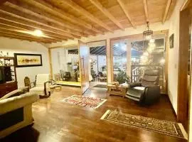 ATHOS hotel boutique B&B