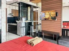 Strategic Thamrin Executive Apt with Pool & Gym by 2ndHome