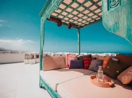 Panoramic view 250m to sea Resort Pool Spa