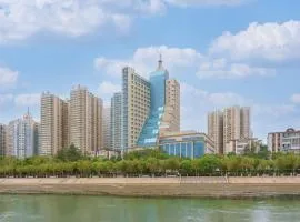 库尔勒梨城花园酒店