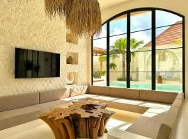 Tropical Oasis Villa