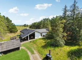 3 Bedroom Cozy Home In Jerup