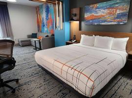 La Quinta Inn & Suites by Wyndham Austin South, hotel en Austin