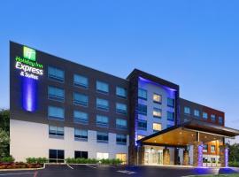 Holiday Inn Express & Suites Waynesboro East, khách sạn ở Waynesboro