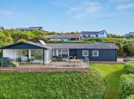 Stunning Home In Ebeltoft With 3 Bedrooms And Internet