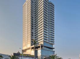 DeLaSea Ha Long Hotel - Modern Bayview Escape, hotel v destinaci Ha Long