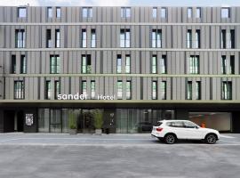 Sander Hotel
