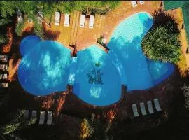 La Aldea De La Selva Lodge