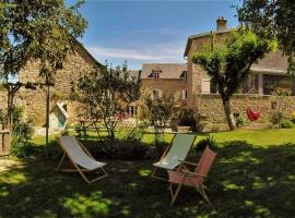Le Clos du Barry, hotel v destinaci Sévérac-lʼÉglise