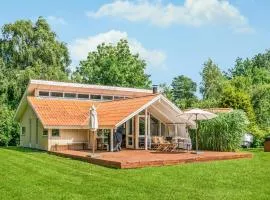 3 Bedroom Amazing Home In Nykøbing Sj