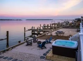Waterfront Home with Views, Hot Tub in Ocean Pines!
