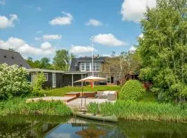 Stunning Home In Grenaa With Wifi