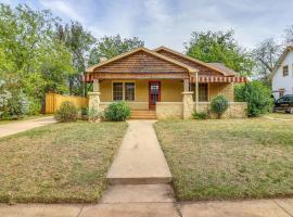 Centrally Located Abilene Abode 2 Mi to Downtown!, ξενοδοχείο σε Abilene