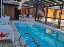 Cabaña con Piscina Cubierta, vila v destinaci San Martín de los Andes