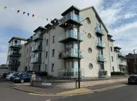 Golf Links Seafront Apartment