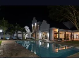 Ezulwini Villa hotel