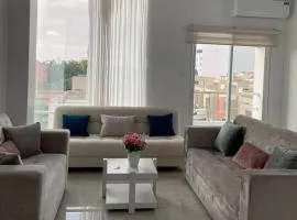 Hermoso apartamento #13 piso 3