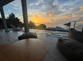 CAP KARAIB Grande Villa, Hotel in Les Anses-dʼArlets
