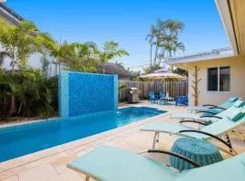 Walking from the beach 3Br Villa