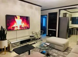Cozy Two Bedroom Oasis In The Heart Of Fourways Sandton