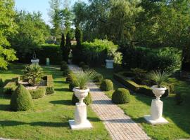 Le Grand Logis - Guest house - Bed and Breakfast