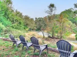 River Frontage Quiet Mississippi Vacation Rental
