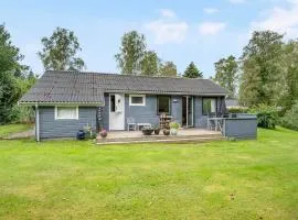 Well-Maintained Vacation Home Close To A Lovely Bathing Beach