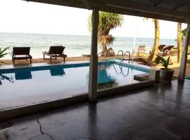 Asiri Yoga Retreat