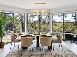 4BR Coomera Views! Prime Gold Coast Near Beaches