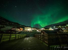 Elvegård Fjordcamp, campsite in Grov