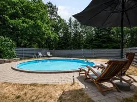 Amazing Home In Rønde With 2 Bedrooms, Swimming Pool And Wifi