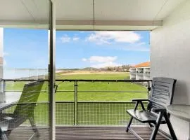 Beautiful Apartment In The First Row With A View Of Ebeltoft Vig