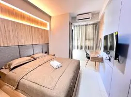 Studio Unit in Baloi Apartment - Pool View Free WIFI Smart Tv