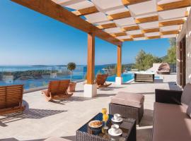 Beautiful Home In Karbuni, hotel din Prizba