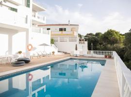 Apartamentos Gama, ξενοδοχείο σε Cala Galdana