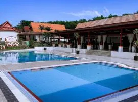 Lovita Tanjung Bidara Beach Resort